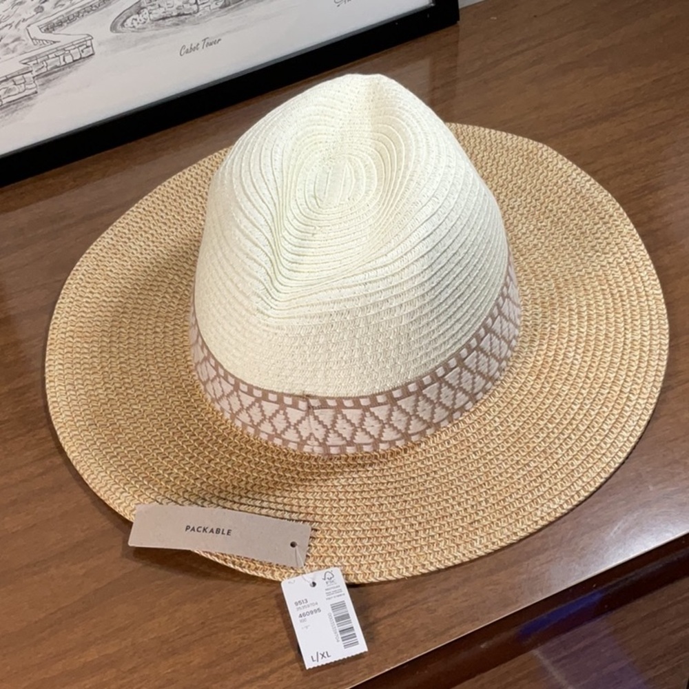 NWT Elegant Cream and Tan Women's Fedora Packable Hat NEW - Picture 2 of 6